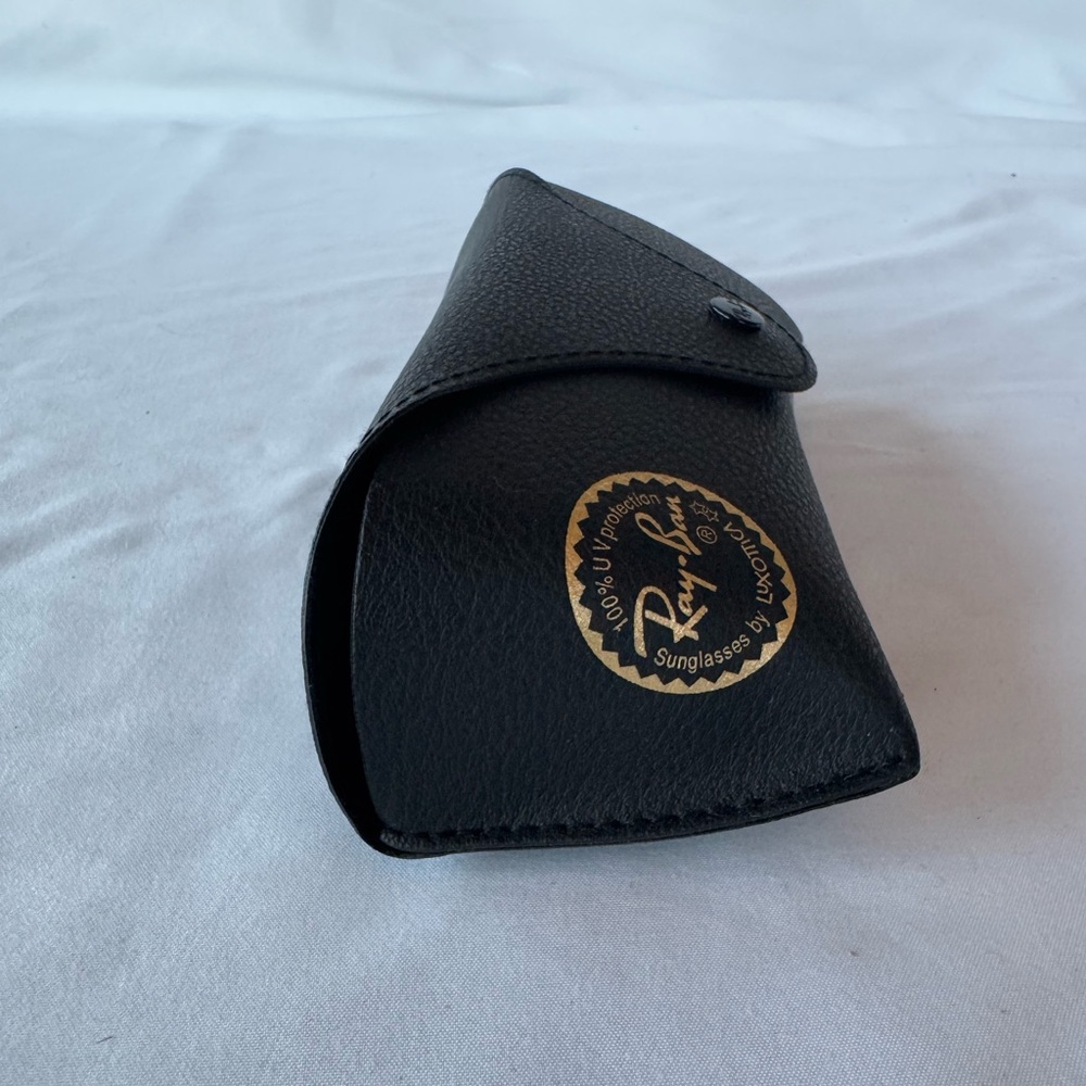 Ray-Ban Black Sunglass Case with Cleaning Cloth Included - Picture 3 of 8